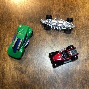 Hot‎ wheel set of three